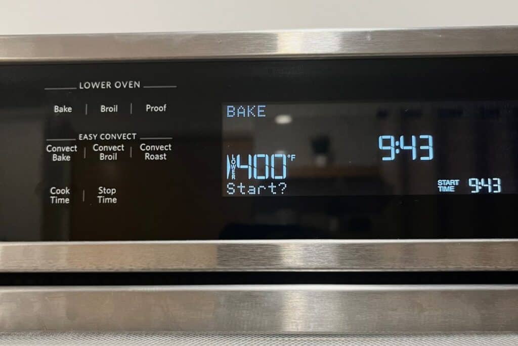 My oven being preheated to 400 degrees