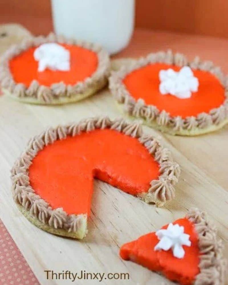 sugar cookies decorate to look like small pumpkin pies
